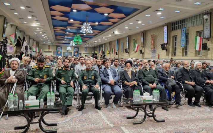 آئین گرامیداشت سالگرد شهادت شهیدان زین‌الدین و ۶ هزار و ۹۰ شهید استان قم برگزار شد